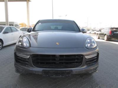 2016 Porsche Cayenne GTS